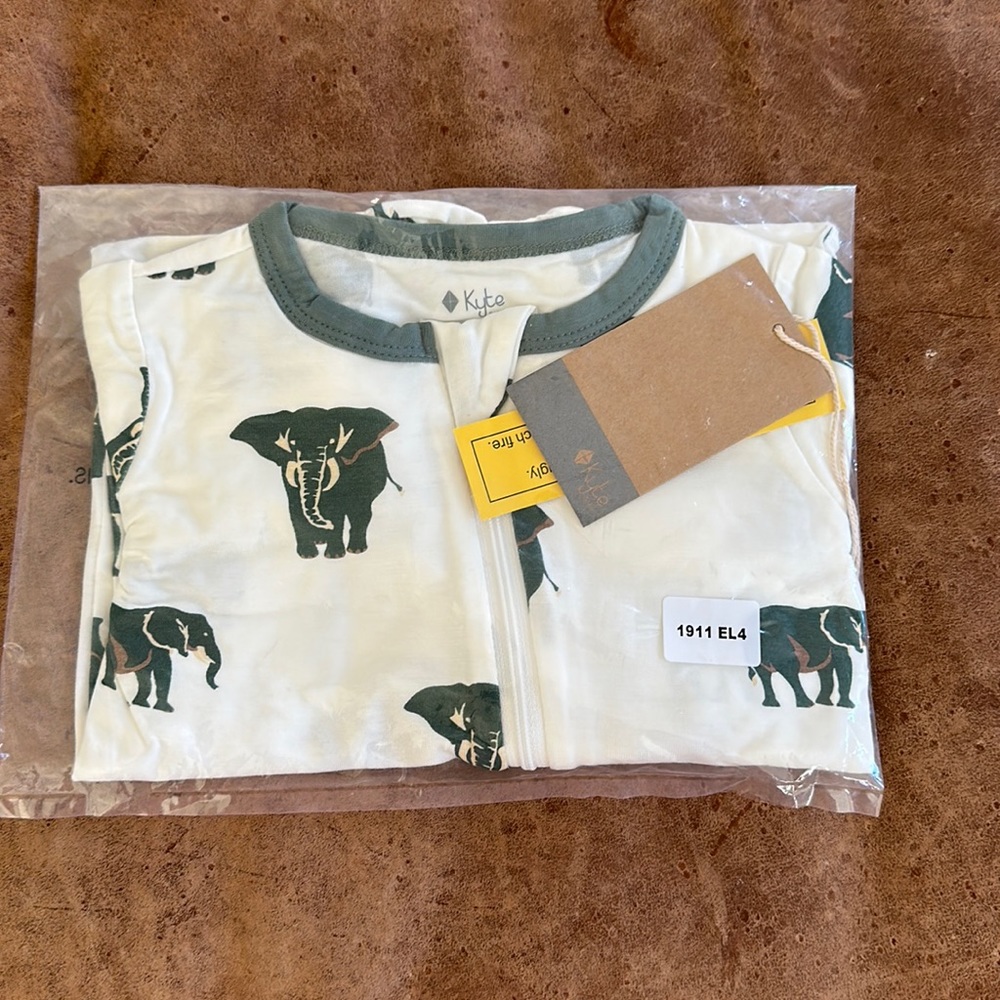 Kyte baby footie in Elephant
